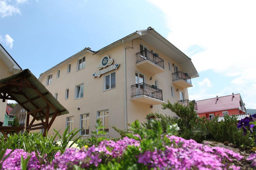 Hotel Edelweiss Poljana Exterior foto